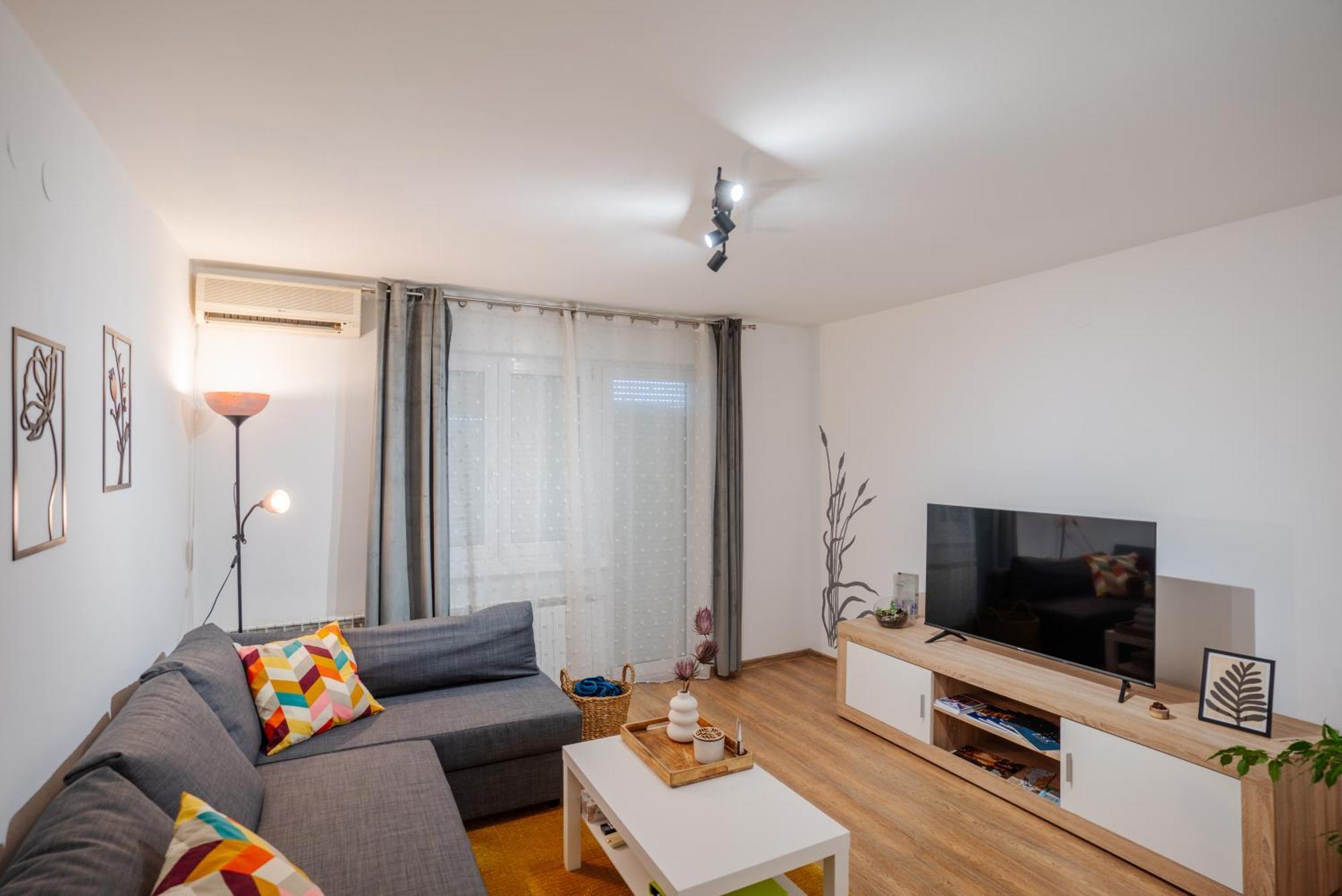 Apartment Sanda *